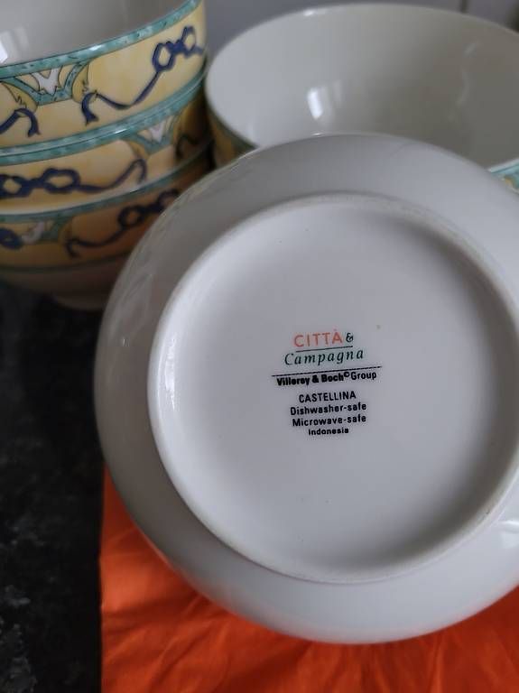 Set di piatti: Kostbares Service von V&B  – Usato da Kriens venduto da Aschada 2