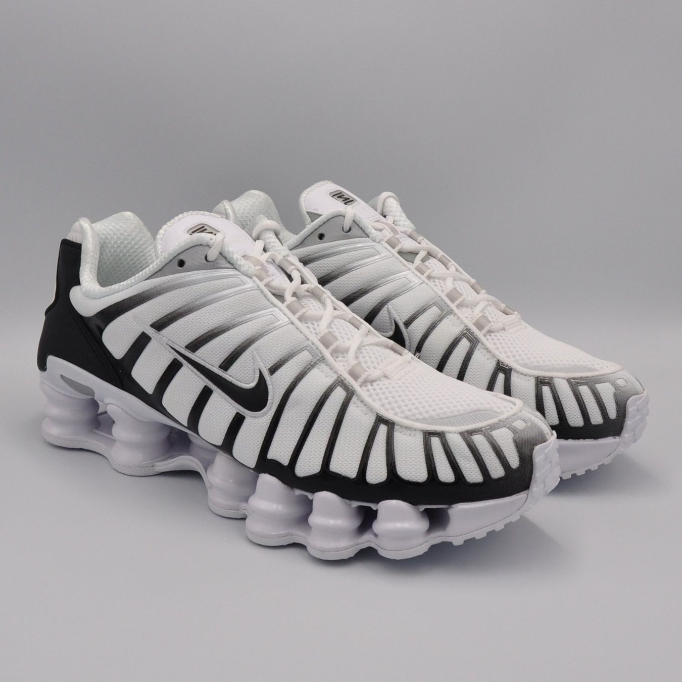 Nike Herrenschuhe: Nike  Shox TL Black White 44 – Neu und originalverpackt aus Bern von SneakerheavenLT 1