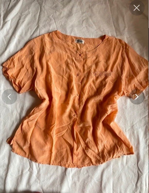 Chemisiers: Seidenbluse in Apricot – D'occasion à Basel par NormaJean01