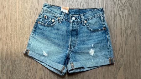 Levi's 501 Shorts Damen Gr. 23 - Neu mit Etikett