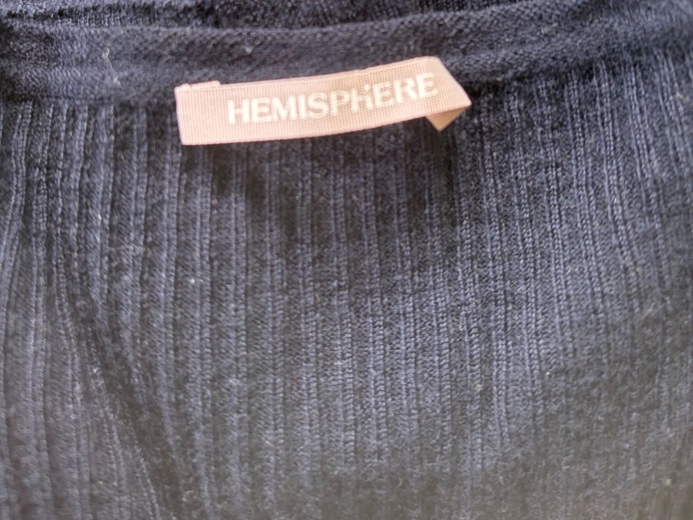 Hemisphere Maglioni & Felpe: Wollpullover von Hemisphere mit V-Ausschnitt, Navy, Gr. 40 – Usato da Balzers venduto da Golf-Lady 1
