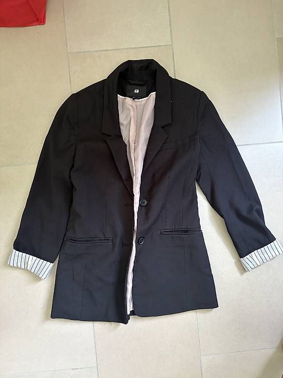 Vestes: Blazer schwarz 34 – D'occasion à Zürich par BKana