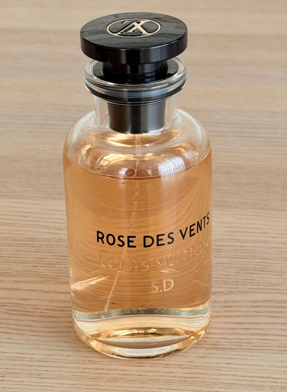 Louis Vuitton Profumi & Eau de Toilette: Louis Vuitton Rose des Vents – Usato da Reinach AG venduto da gab_8s7m 1