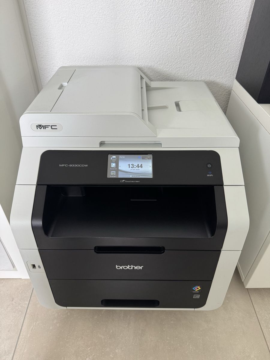 Brother Stampanti: Brother MFC-9330CDW Multifunktionslaserdrucker – Usato da Rotkreuz venduto da Servette1