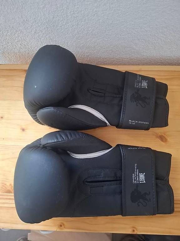 Guanti & manicotti: Boxhandschuhe Leone 16OZ – Usato da Bern venduto da mat_mtz5 1