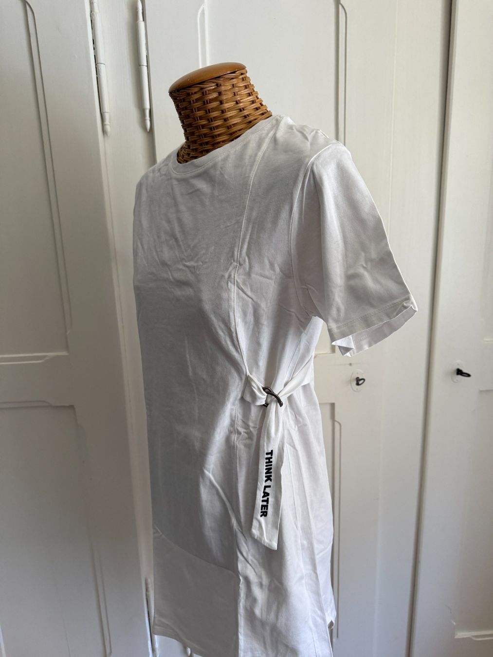 Tally Weijl Kleider: Longshirt Kleidchen weiss XS – Gebraucht aus Zürich von Diazaio 1