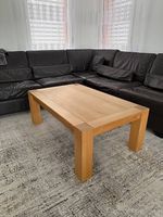 Massiver Couchtisch