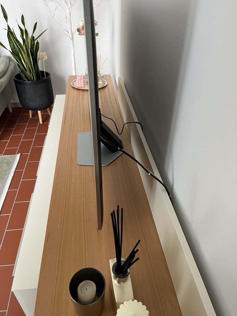 Mobili TV: TV SiDEBORD – Usato da Zürich venduto da B777-3 3