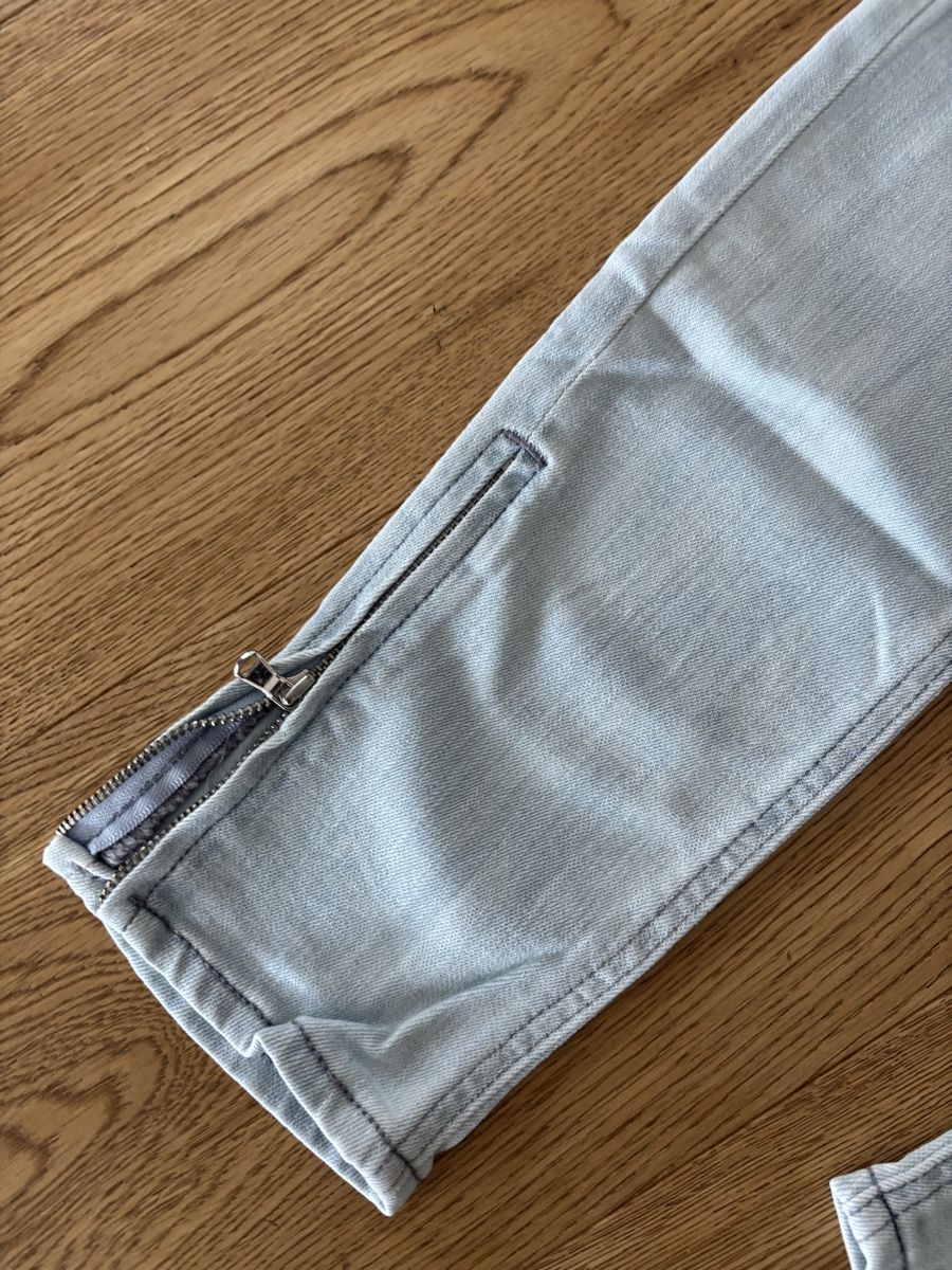 H&M Jeans: Jeans H&M – Gebraucht aus Buttisholz von Melsan 1