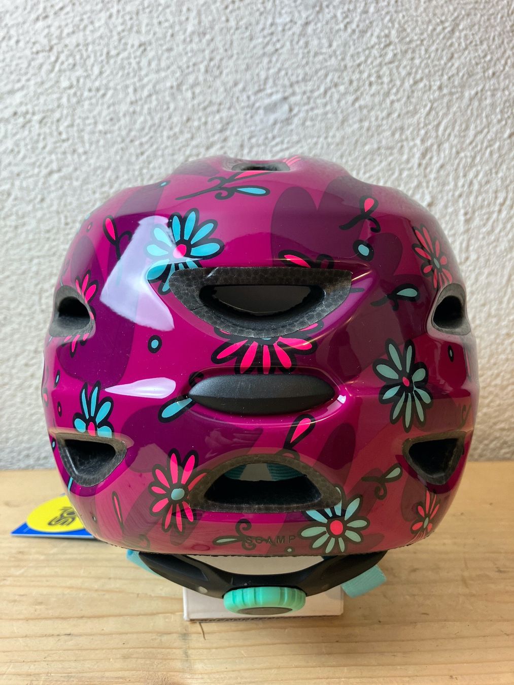 Giro Helme: Kinderhelm Giro Scamp MIPS Grösse XS / 45 - 49cm – Neu und originalverpackt aus Fislisbach von Promo 3