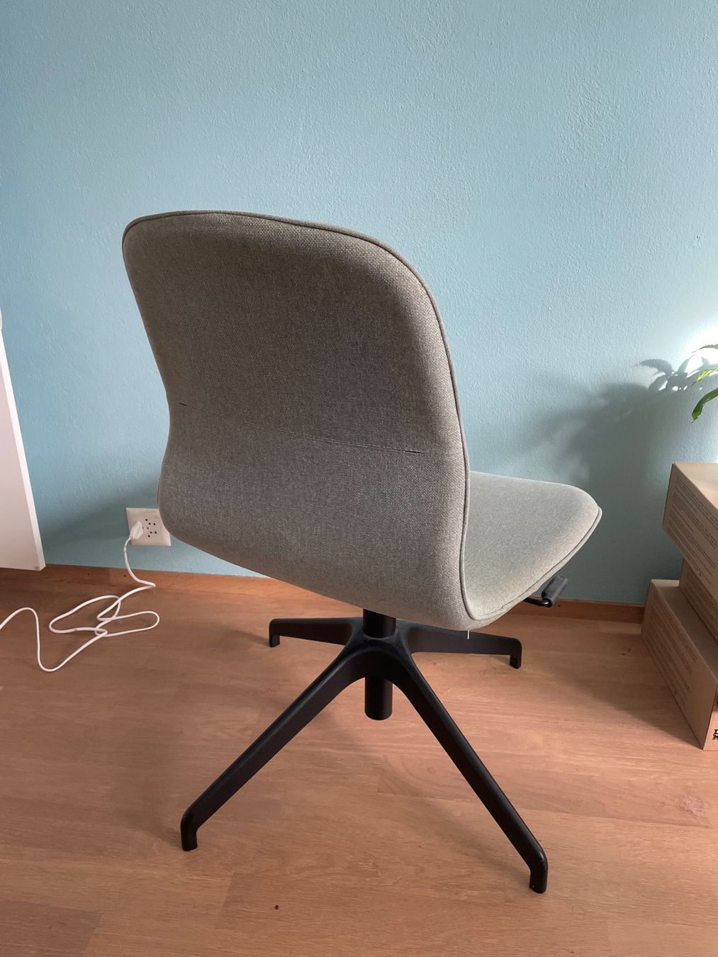 Chaises: Bürostuhl helltürkis – D'occasion à Winterthur par Gaudea 1