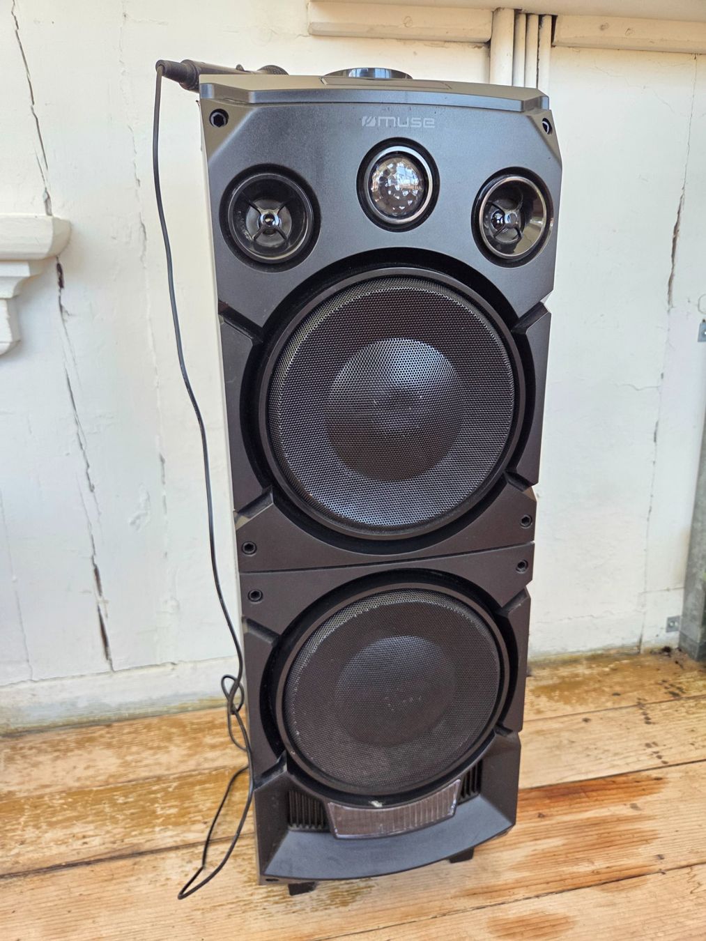 Lautsprecher: Muse Party Box Speaker 400W Bluetooth mit Mikrofon – Gebraucht aus Richigen von Ryser88 2