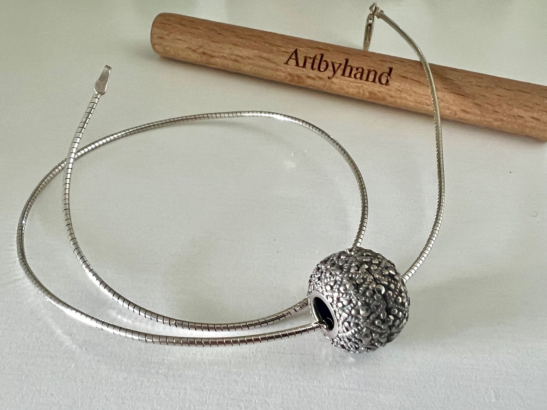 Catenine: 925 Silber Schlangenkette & funkelnder Markasit-Silberkugel – Usato da Ruswil venduto da artbyhand 5