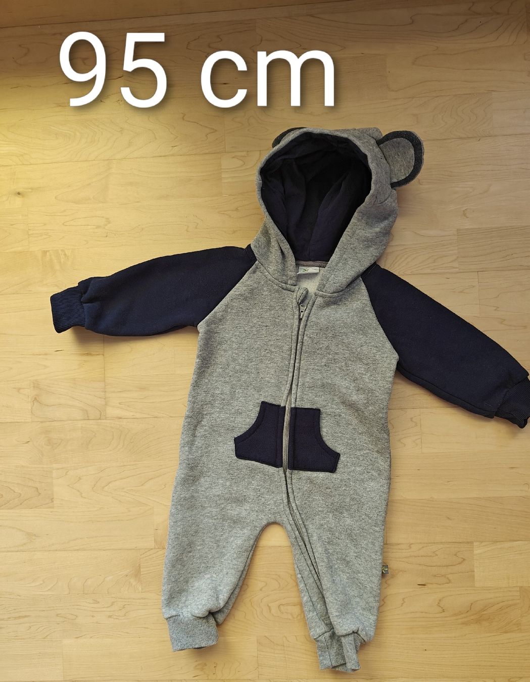 Costumes: winter overall, 95cm – D'occasion à Zürich par fre_nhv6