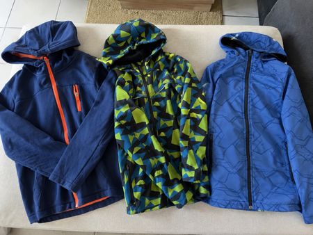 Lot de 3 vestes softshell T.152