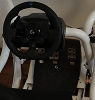 Logitech G923 lenkrad und pedale