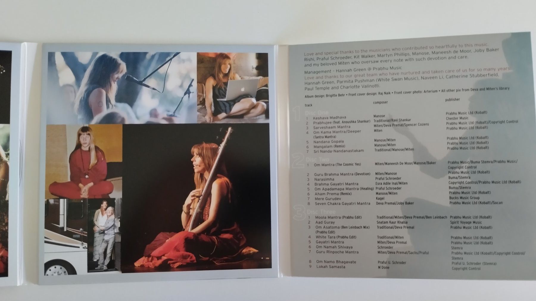 CDs: DEVA PREMAL 3CD - THE ESSENTIAL COLLECTION 1998-2020 – D'occasion à Basel par Bal-Sagoth 3