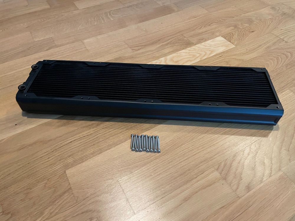 Hardware Labs Black Ice Nemesis GTR 560 Kaufen auf Ricardo