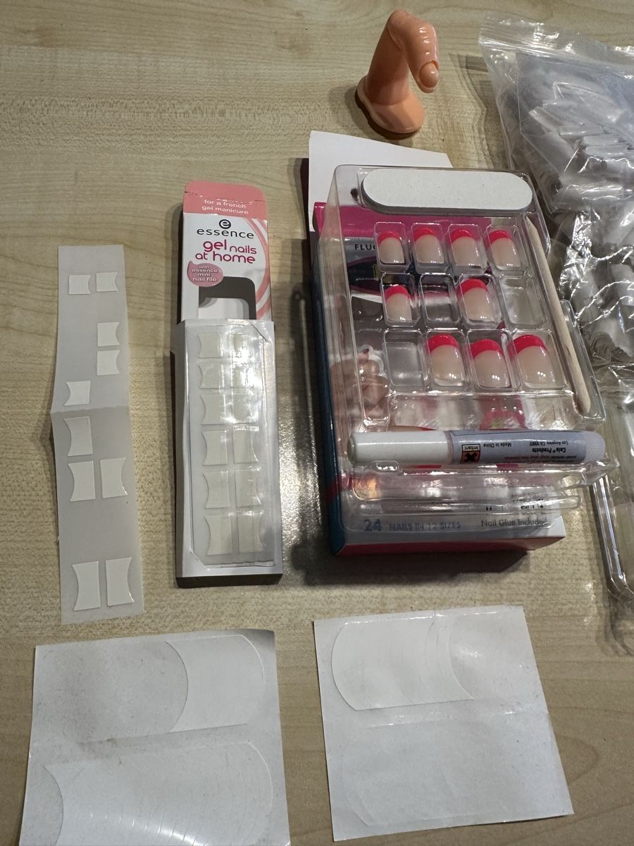Unghie finte: Nageldesign Set – Usato da Goldau venduto da Henggi88 2