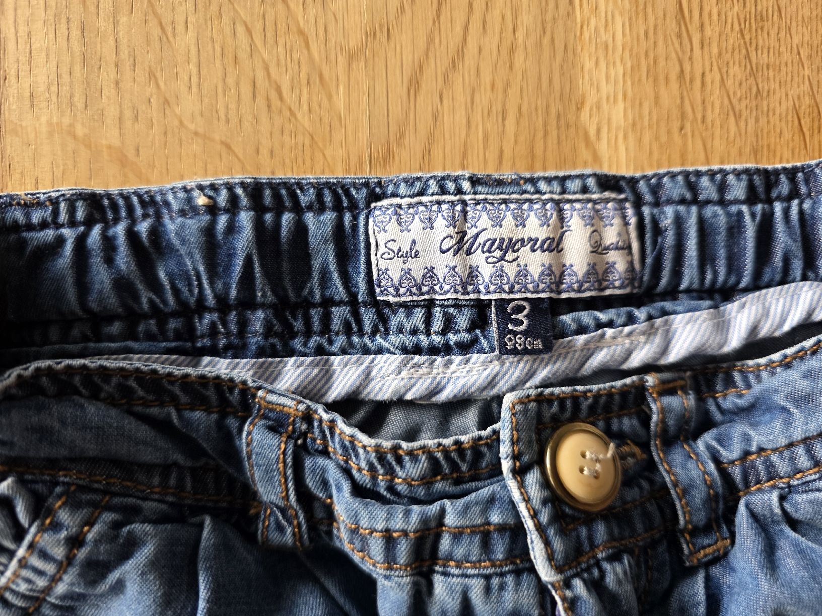 Hosen: Shorts Grösse 98cm – Gebraucht aus Altstätten SG von Carrybones 2