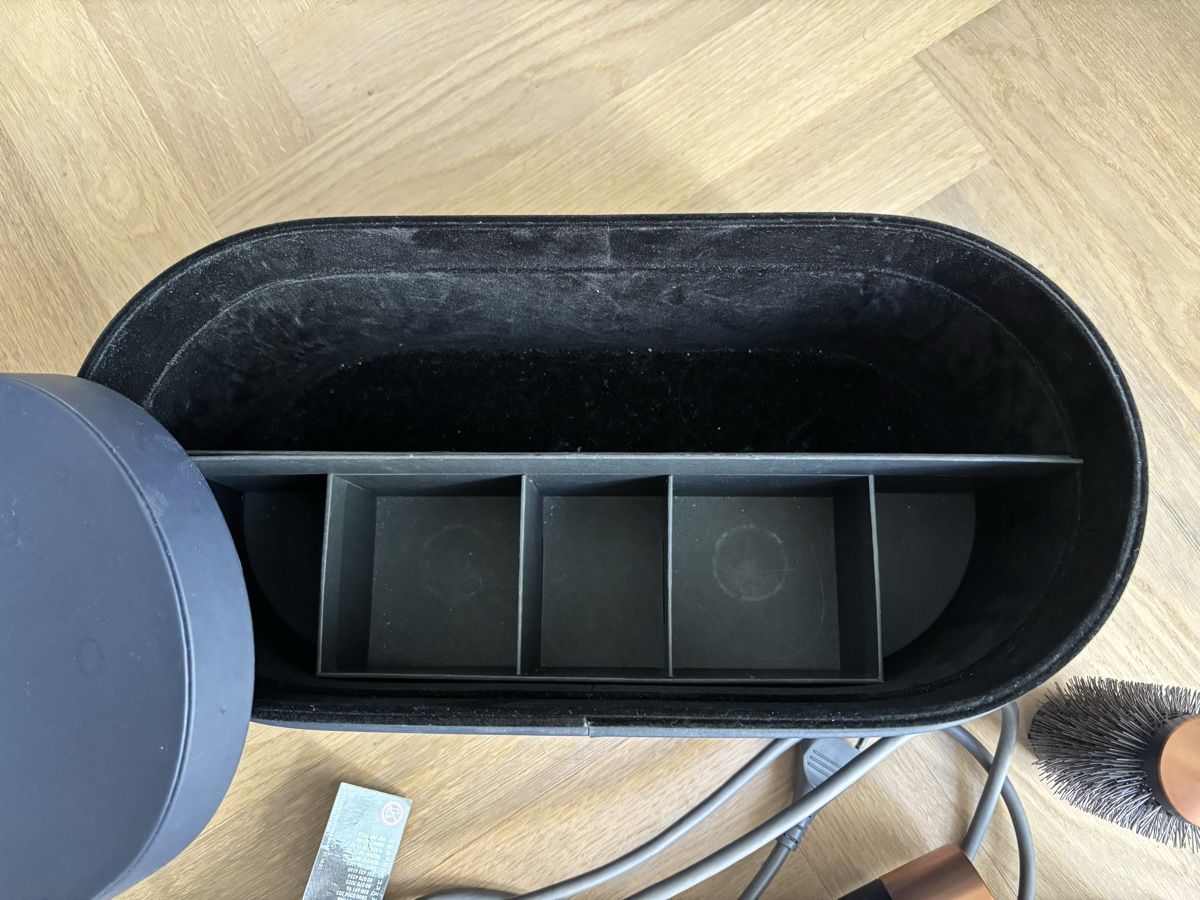 Dyson Föhn: Dyson Airwrap (defekt) – Defekt aus Aarburg von Ghibellina 2