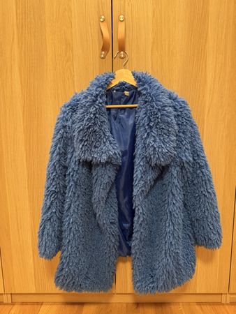 Blue Faux Fur Coat Size 40