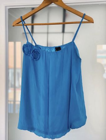 H&M Blue Summer Top with Flower Details - new!