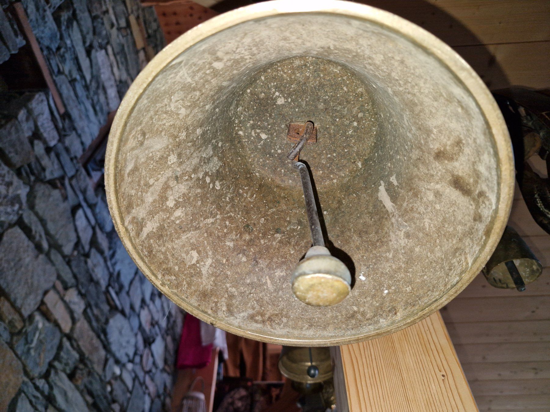 Cloches & sonnailles: Glocke Treichel – D'occasion à Guarda par rue_bpd7 3
