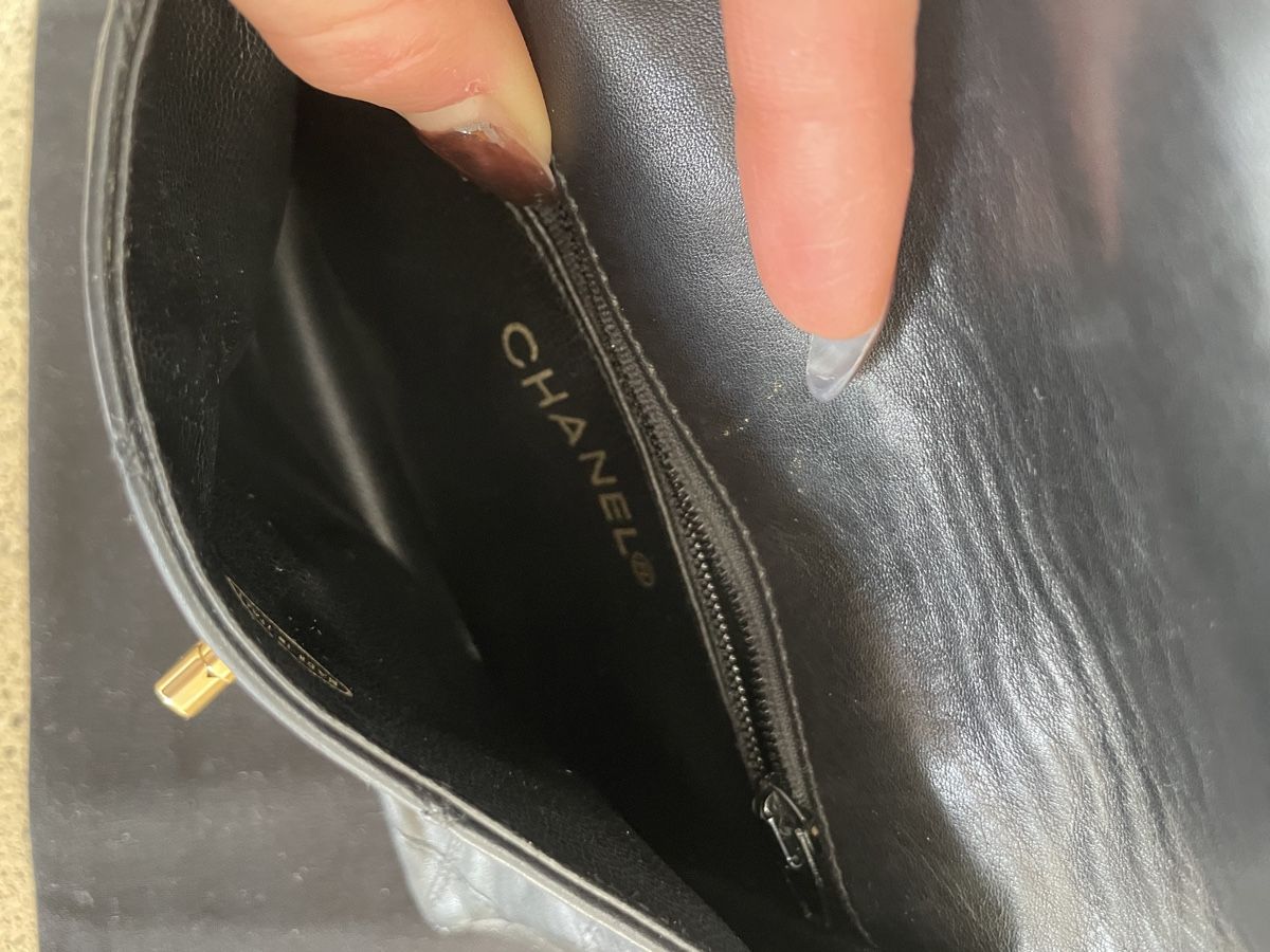 Chanel Borse da donna: Chanel Flap Belt Bag – Usato da Stäfa venduto da Nicole093 5