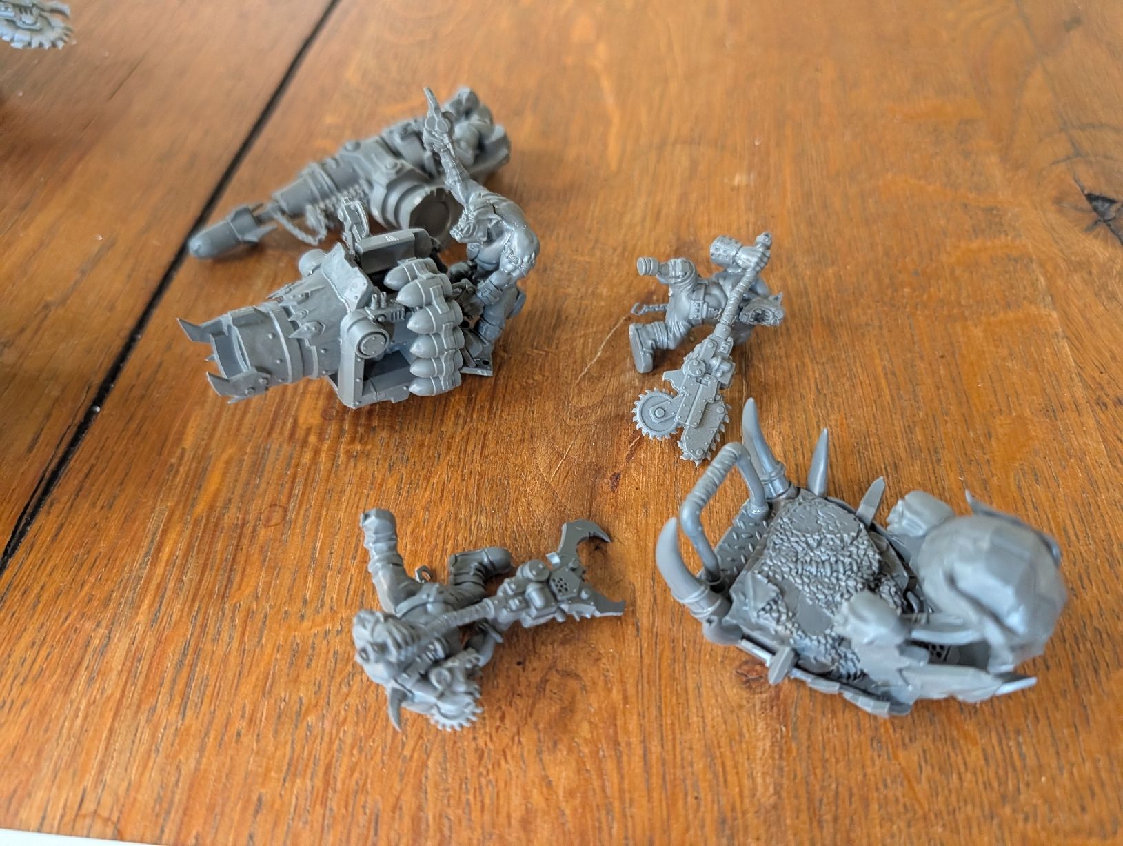 Modellbausätze & Standmodelle: Warhammer 40k Orks Beastsnagga units – Gebraucht aus Luzern von roene 3