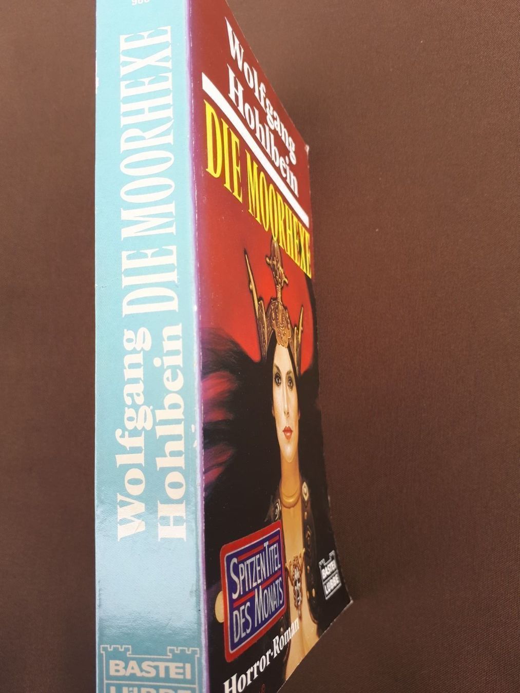 Libri: Wolfgang Hohlbein  Die Moorhexe - – Usato da Basel venduto da Alacant 2