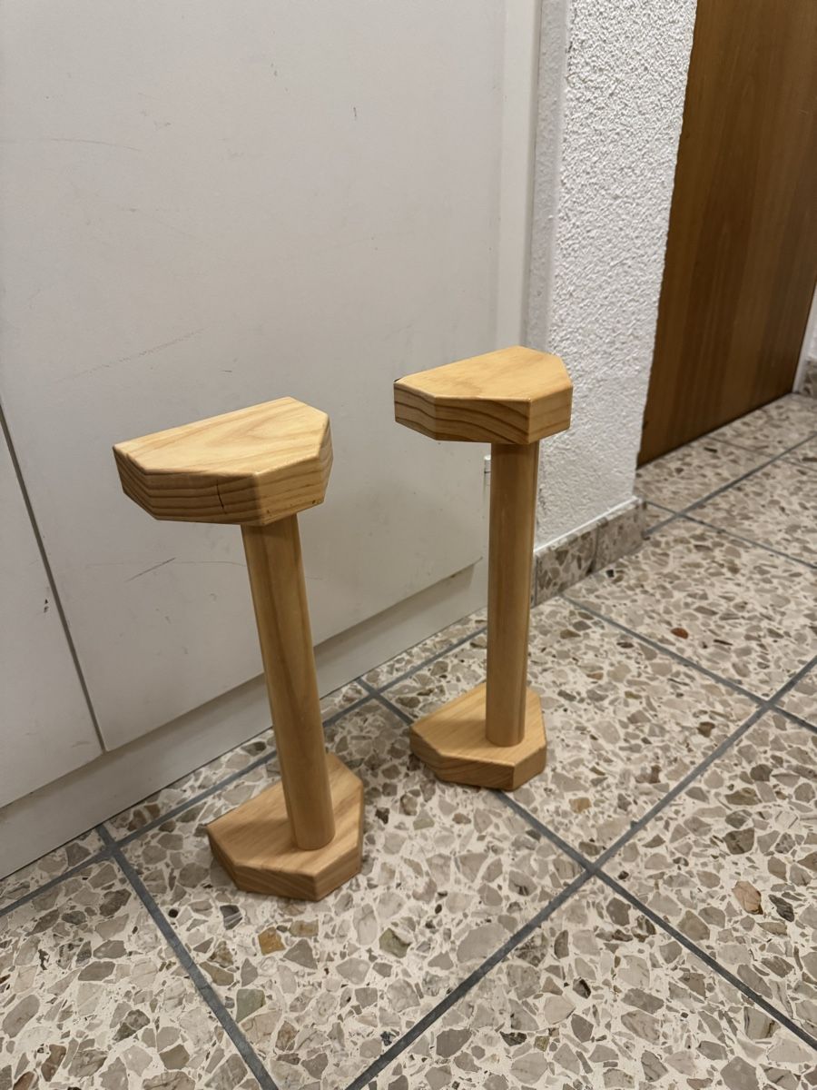 Hometrainer: Low Parallettes aus Holz, neuwertig – Nuovo (secondo la descrizione) da Flüelen venduto da Quant2 1