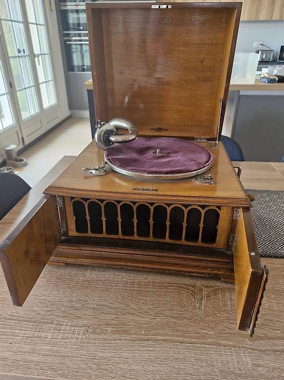 Giradischi: Gramophone vintage – Usato da Fey venduto da Vagabond4 2