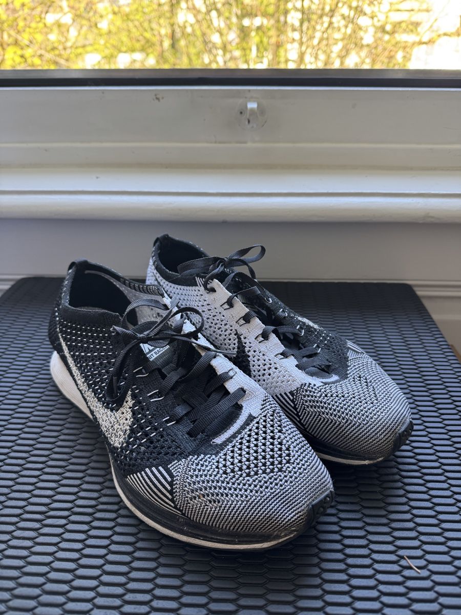 Nike Scarpe da uomo: The Nike Flyknit Racer "Orca" – Usato da Bern venduto da Roynsky 2