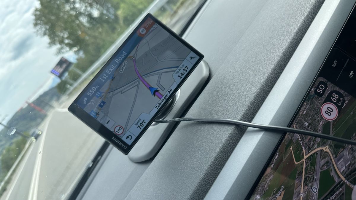 Garmin Navigatori: GarminDriveSmart 61 Navigation – Usato da Thun venduto da James_VI 8
