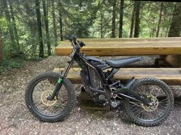 Sur-Ron Light Bee X Elektro Motorrad guter Zustand
