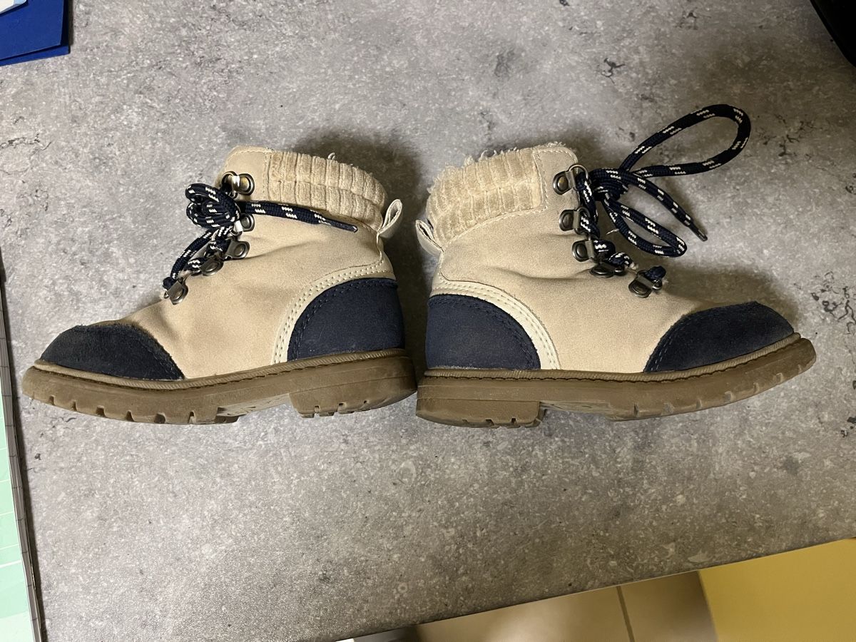 Scarpe per ragazzi: Winterschuhe für Mädchen oder Junge, Gr. 23 – Usato da Châtelaine venduto da EvelinaT 3