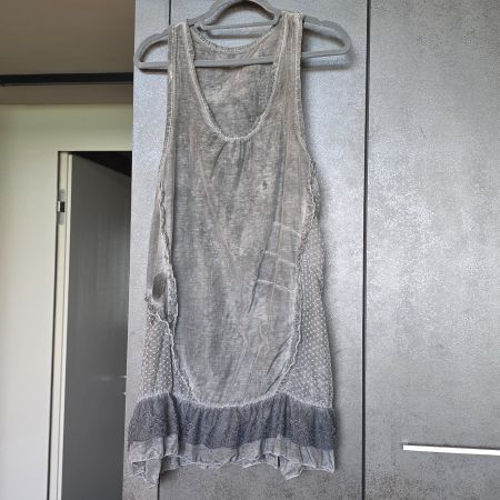 🐸 SEIDENKLEID ALS UNTERKLEID (FLECK) MIT TOLLEM SPITZENSAUM