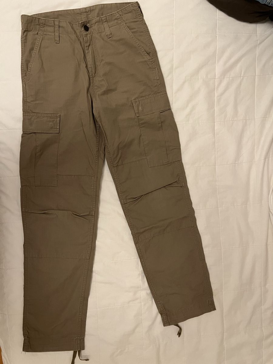 Carhartt Pantaloni: Carhartt Cargo Pants, size 28x32 – Usato da Bern venduto da EmptySpaceS 1