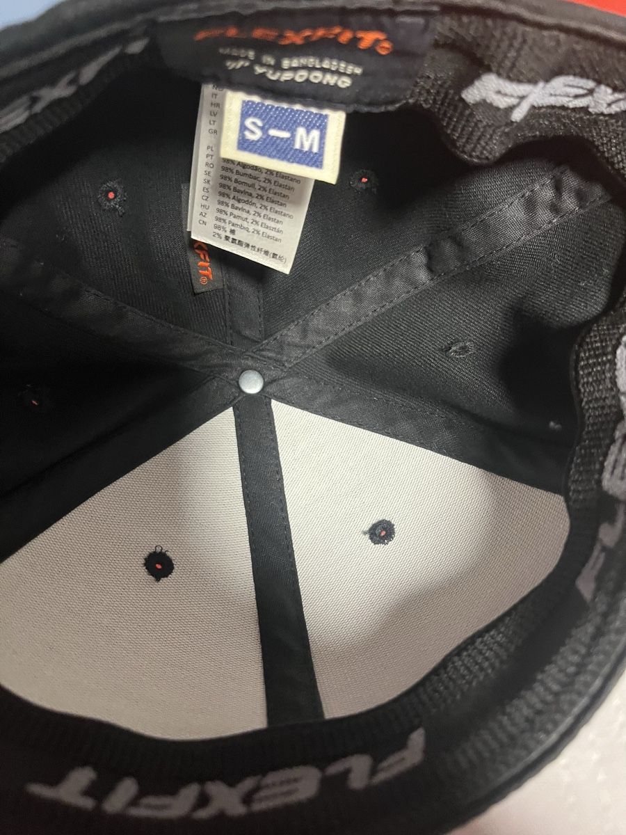 Flexfit Autres vêtements garçon: Flexfit Cap – Neuf (Voir description) à Sarnen par flo_25mp 2