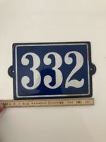 Hausnummer 332, blau emailliert, Vintage, Top Zustand(A)