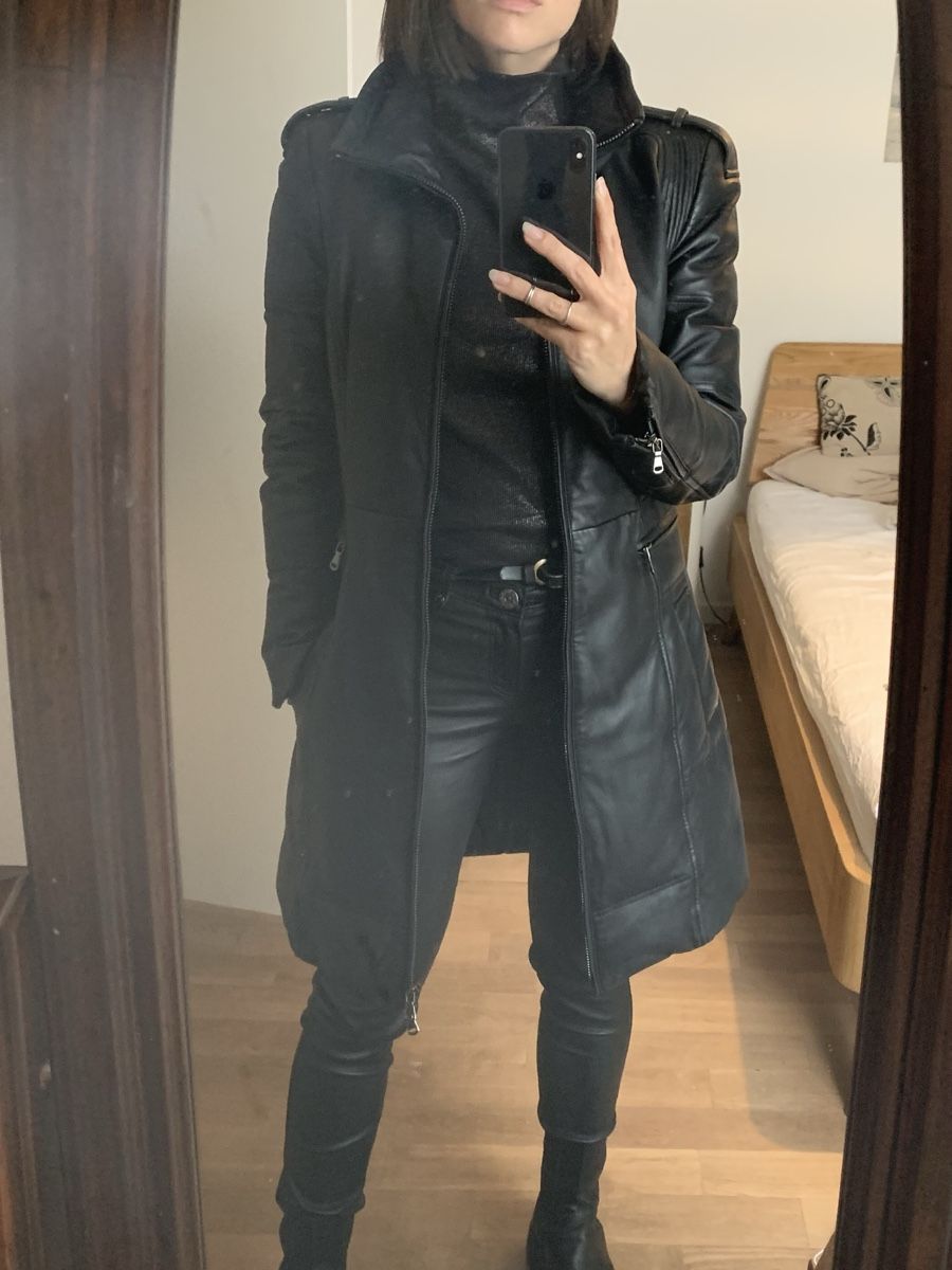 Balmain Cappotti: Manteau en cuir Pierre Balmain – Usato da La Chaux-de-Fonds venduto da pops31