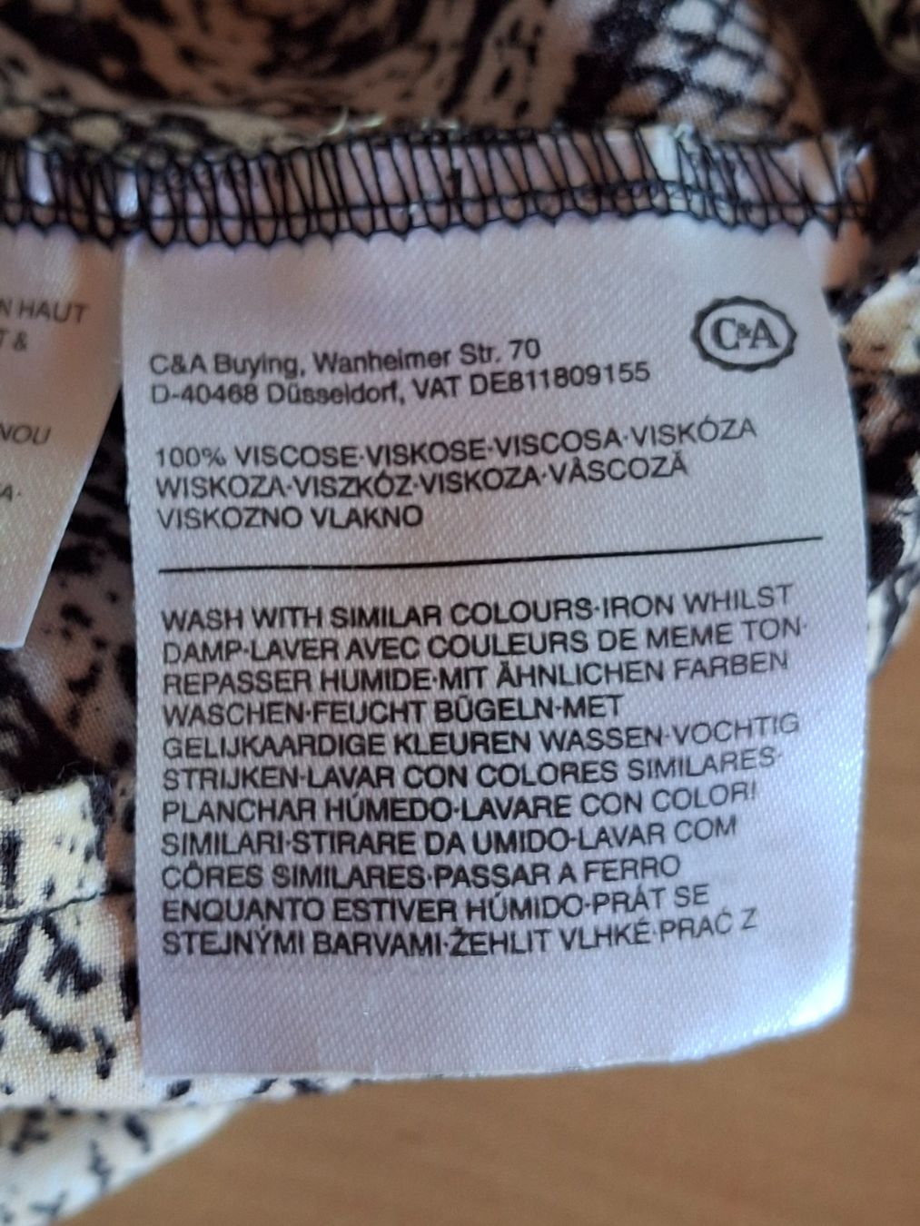 C&A Robes: Robe imprimé reptile taille 40 marque C&A – D'occasion à Villiers par san_jn5w 4