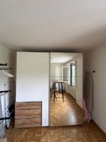 Schwebetürenschrank neu: 198x216x66