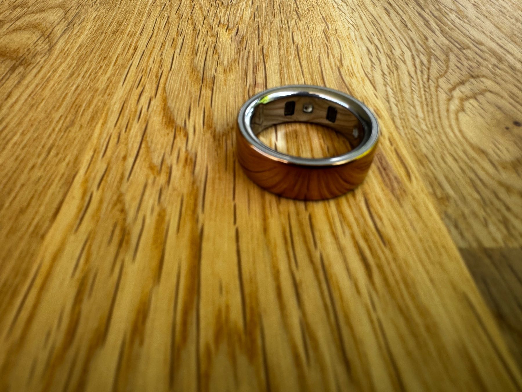 Oura Anelli: Oura Ring 4 Grösse 10 Rosegold mit Ladekabel – Usato da Unterengstringen venduto da Ikarus6 2