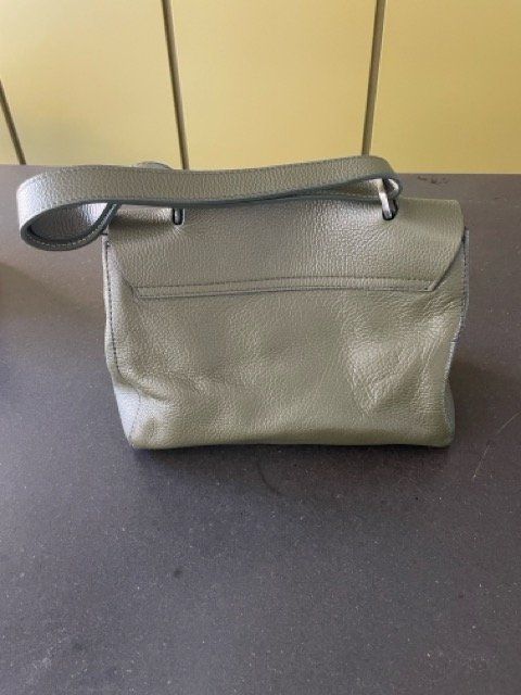 Sacs femmes: Umhänge-/Handtasche olive – D'occasion à Gockhausen par subbotnik 1