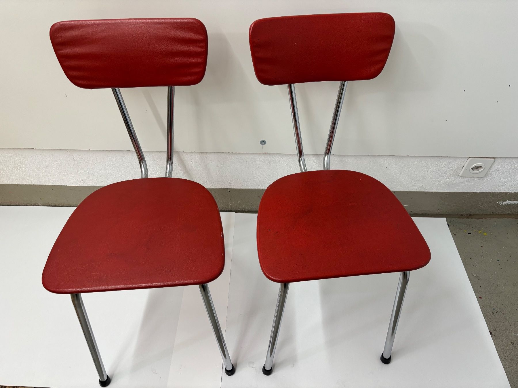 Sedie: Vintage Retro Küchenstuhl rot – Usato da Zürich venduto da Christina007
