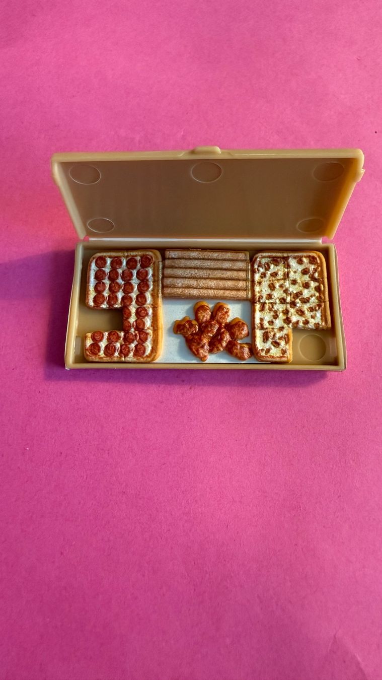 Giocattoli: Mini Brands fill the fridge dinner box pizza hut – Nuovo (secondo la descrizione) da Founex venduto da jul_29tn