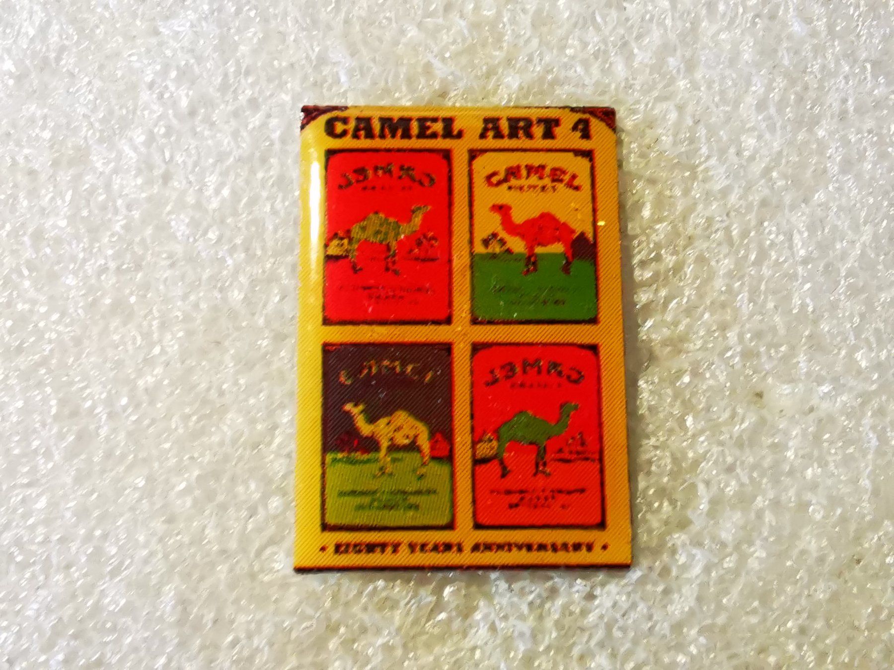 Placchette & Badge: Ansteckpin 77: Camel Cigarets – Usato da Oppligen venduto da Pin-Fall-Shop