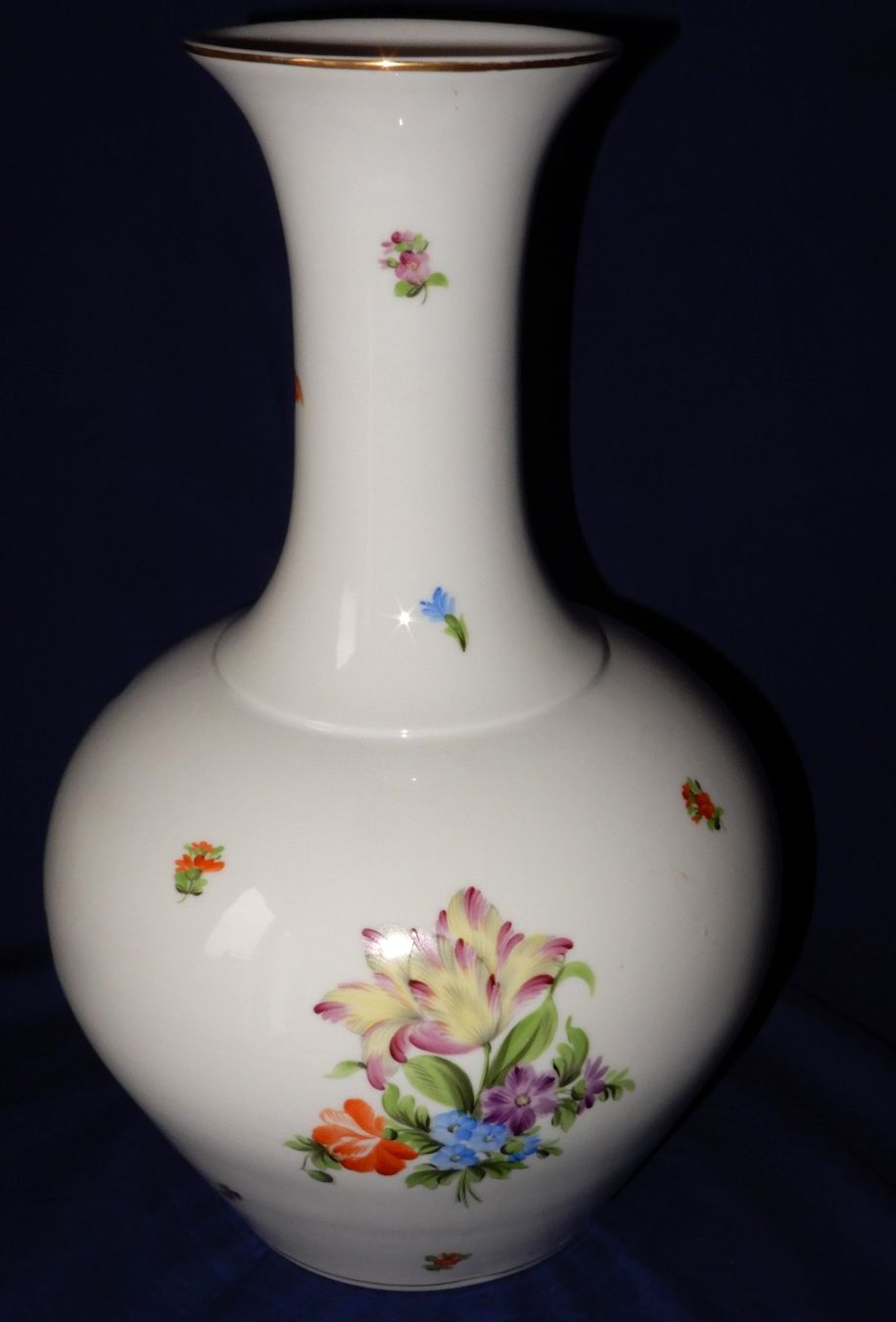Herend Vasi & Recipienti: Grosse Herendvase, Blumendekor, gemarkt Herend 1944 – Usato da Senèdes venduto da Mutzli52 1